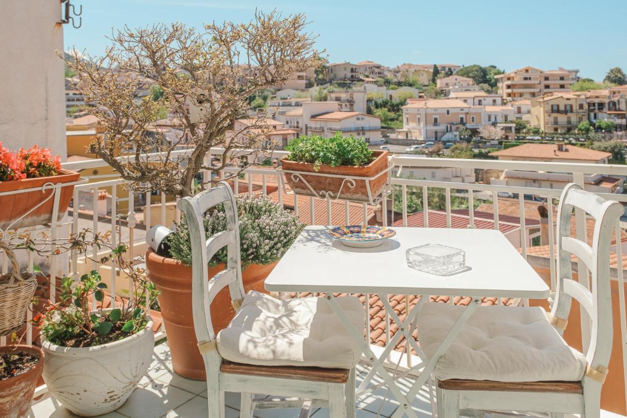 サン・ニコーラ・アルチェッラ La Casa Nel Borgo Bed & Breakfast エクステリア 写真